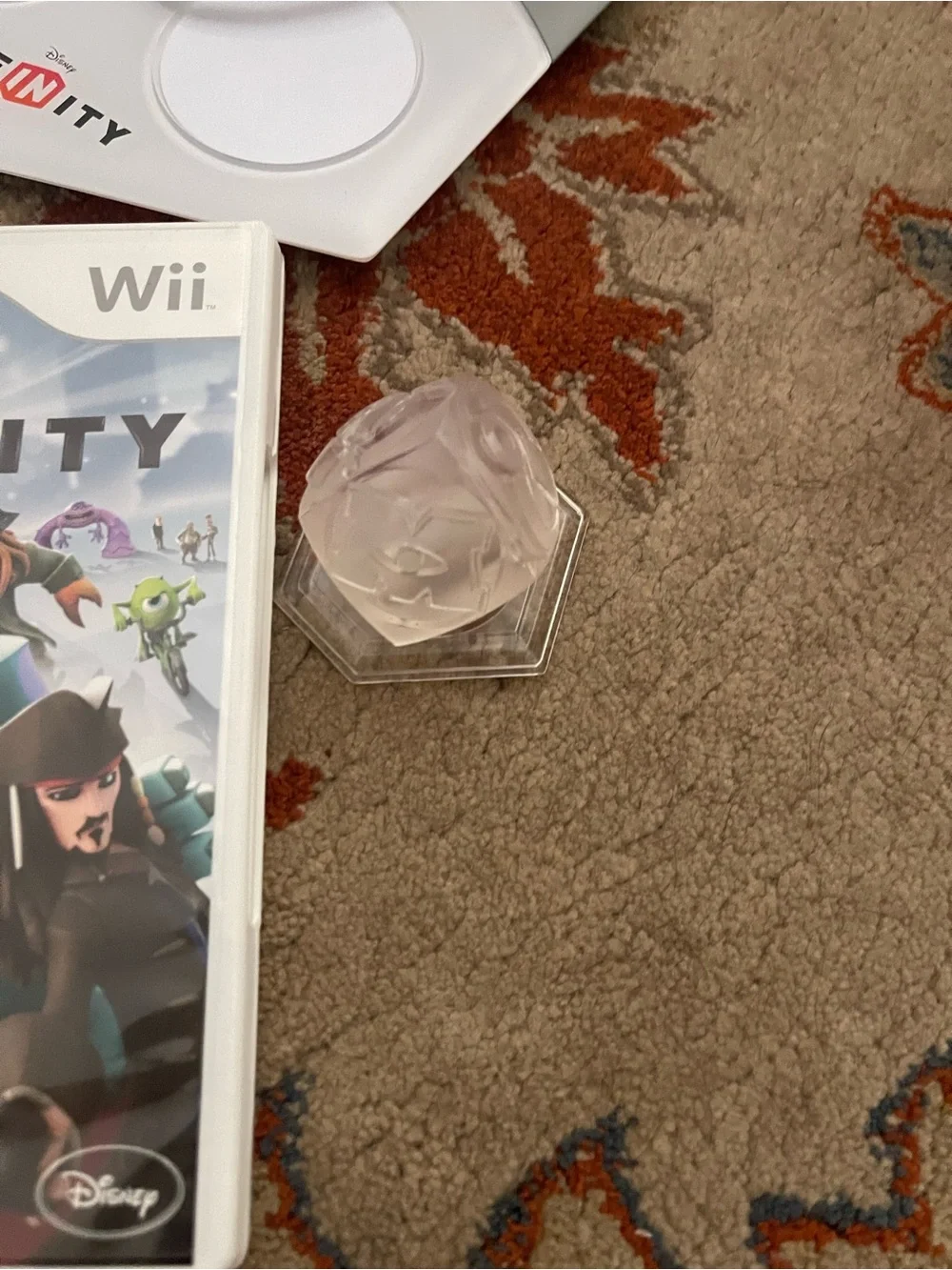Wii Starter Set with White Hexagonal Base and Figures